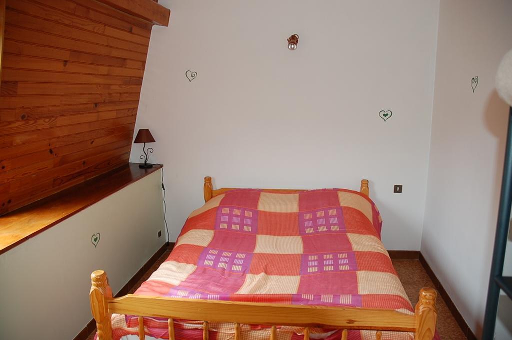 Les Airelles Hotel Saint-Cirgues-en-Montagne Room photo